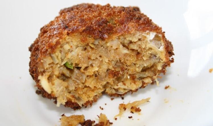 Fishcakes are very easy to make and are suitable for a pancreatitis diet. 